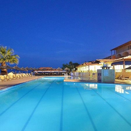 Sousouras Hotel Hanioti Buitenkant foto
