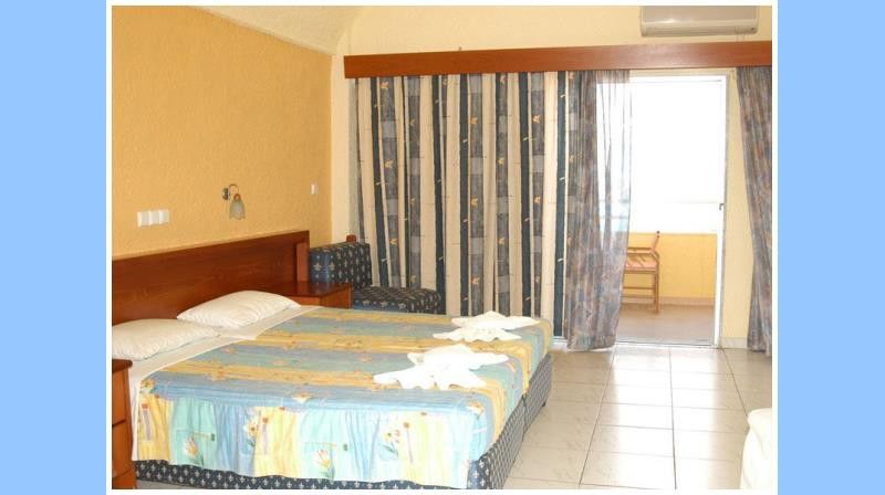 Sousouras Hotel Hanioti Buitenkant foto